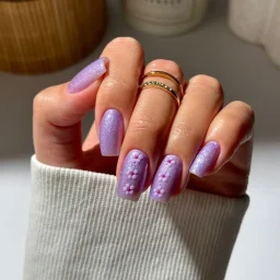 Improving stylist ergonomics and hand positioning for Semilac Nail Polish - SEMILAC USA Blog stylist ergonomics