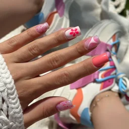 Perfect glitter nail art with Semilac Hybrid Polish - SEMILAC USA Blog glitter nail art