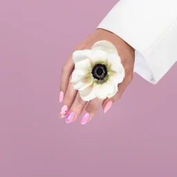 Tiny floral nail art designs with Semilac Hybrid Polish - SEMILAC USA Blog floral nail art