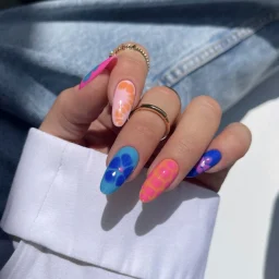 How to Create Tropical Nail Art with Semilac Hybrid Polish - SEMILAC USA Blog tropical nail art